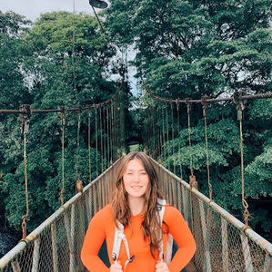 Meet your Posher, Caroline